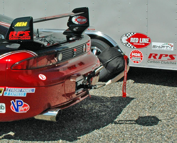 parachute on the 3000GT race car