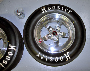 3000GT racing slicks on forged aluminum wheels