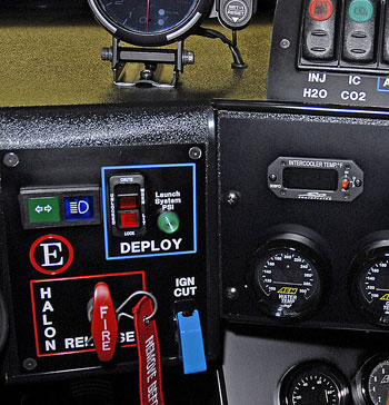 driver control for launching of drag parachute