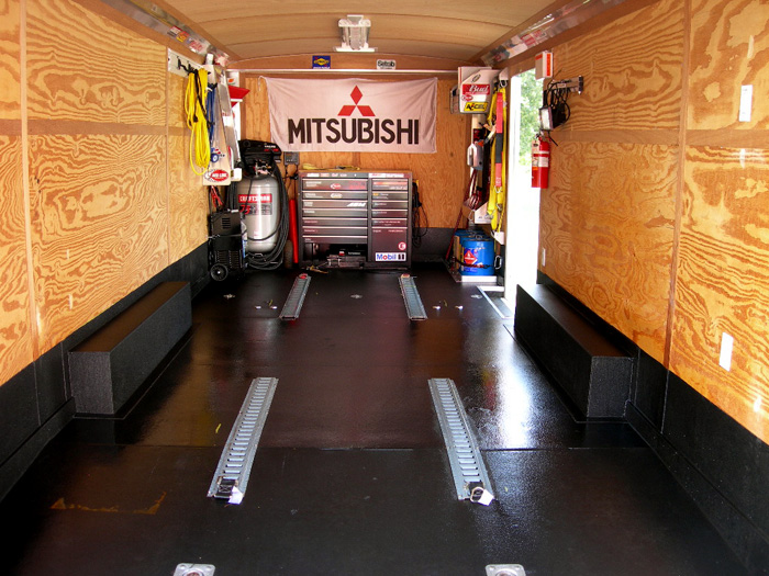 NW3S trailer for the 3000GT race car